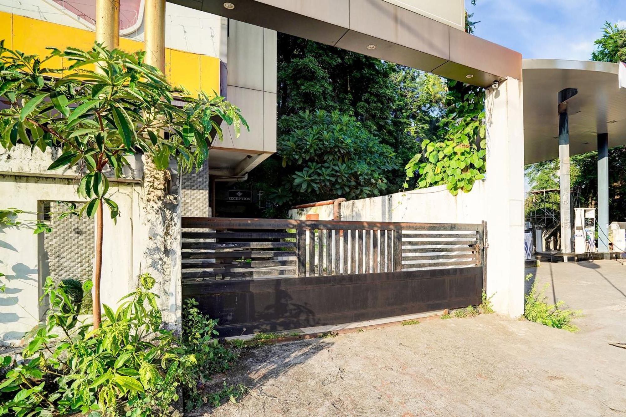 Super Hotel O Katol Road Friends Colony Nagpur Eksteriør bilde